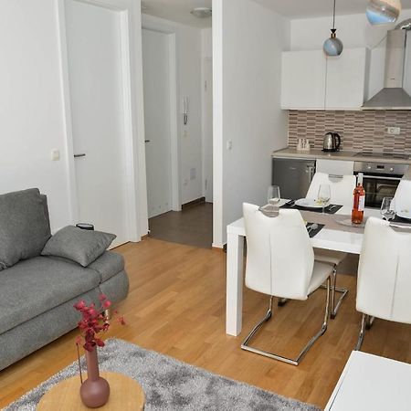 Apartment Leon Sa Privatnim Parkingom Zadar Exteriér fotografie