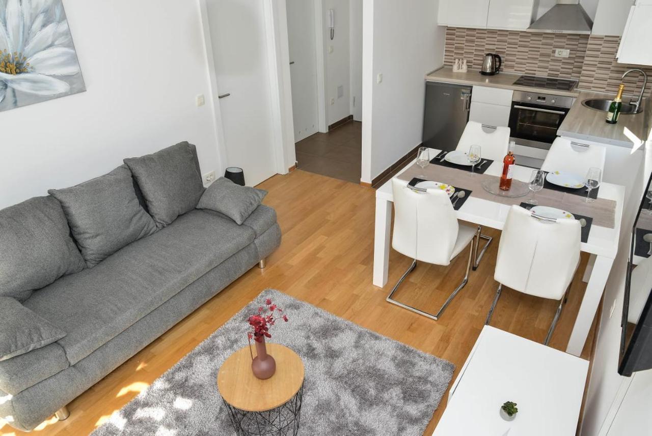 Apartment Leon Sa Privatnim Parkingom Zadar Exteriér fotografie